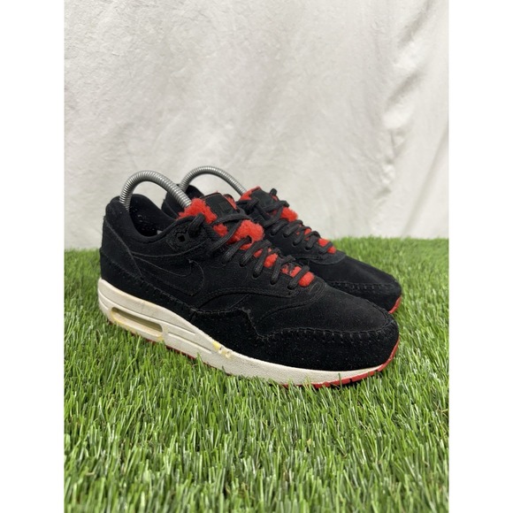 NIKE AIR MAX 1 Premium Pure Black/Gym Red Sherpa 454746 010 Women's Size 8 - Picture 1 of 8